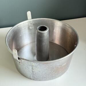 Vintage COMET Angel Food Cake PAN 10" Round 2 pc Aluminum Bundt Tube Baking T37